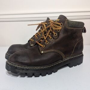 Vintage Roots Tuff Leather boots womens size 7 *depression in toe*